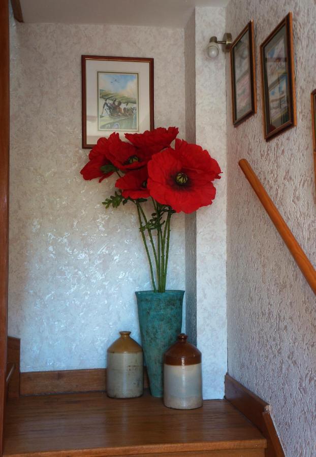 The Silent Picket Bed and Breakfast Martinpuich Eksteriør billede